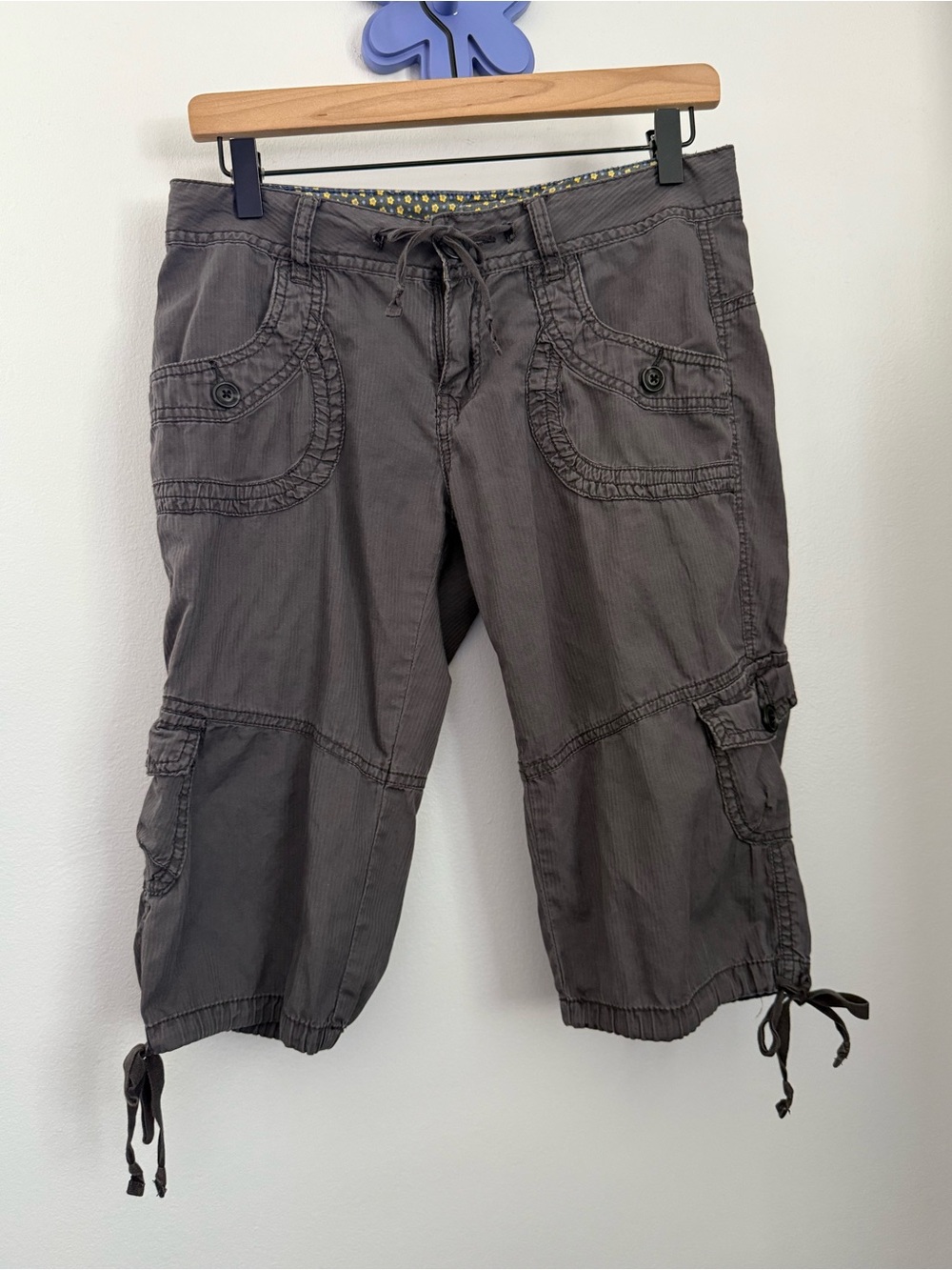 Unionbay Juniors 5 Grey Cargo Shorts Utility Low Rise Grunge Skater Y2K 2000s